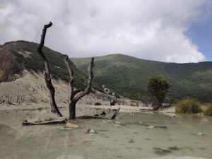 Gunung Papandayan Garut